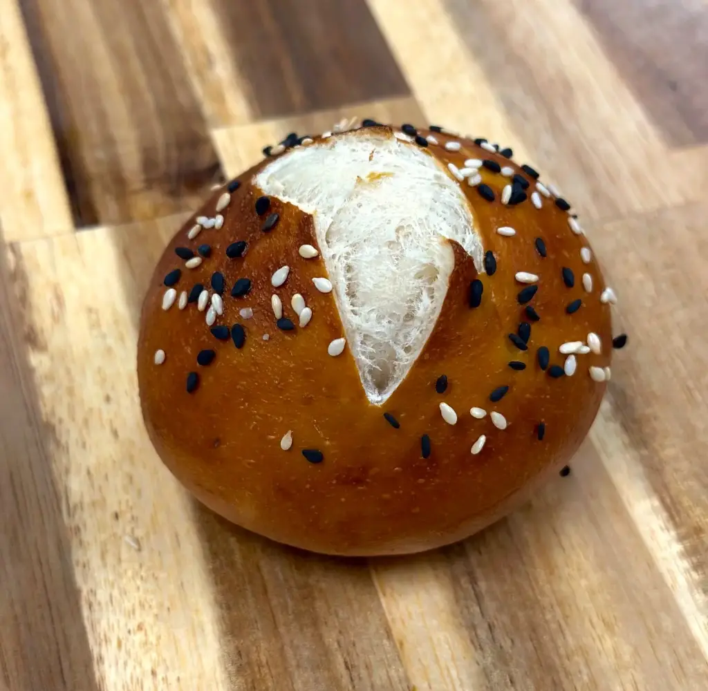 Parbaked Frozen Pretzel Bun sesame
